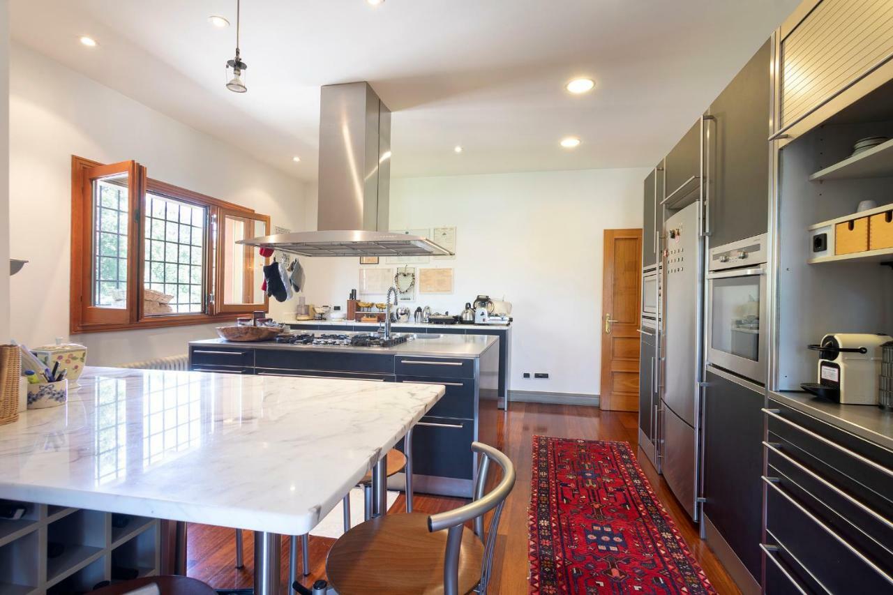 Villa In Via Della Marcigliana Casale Torre San Giovanni Экстерьер фото