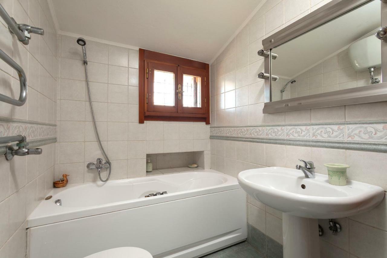Villa In Via Della Marcigliana Casale Torre San Giovanni Экстерьер фото